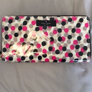 Never been used Kate Spade Wallet